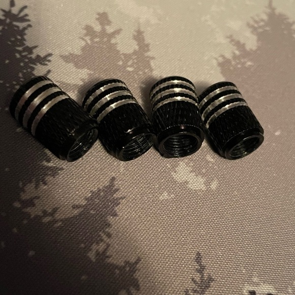 LEXUS TIRE VALVE CAPS BLACK SILVER AUTO ACCESSORY - Picture 2 of 3